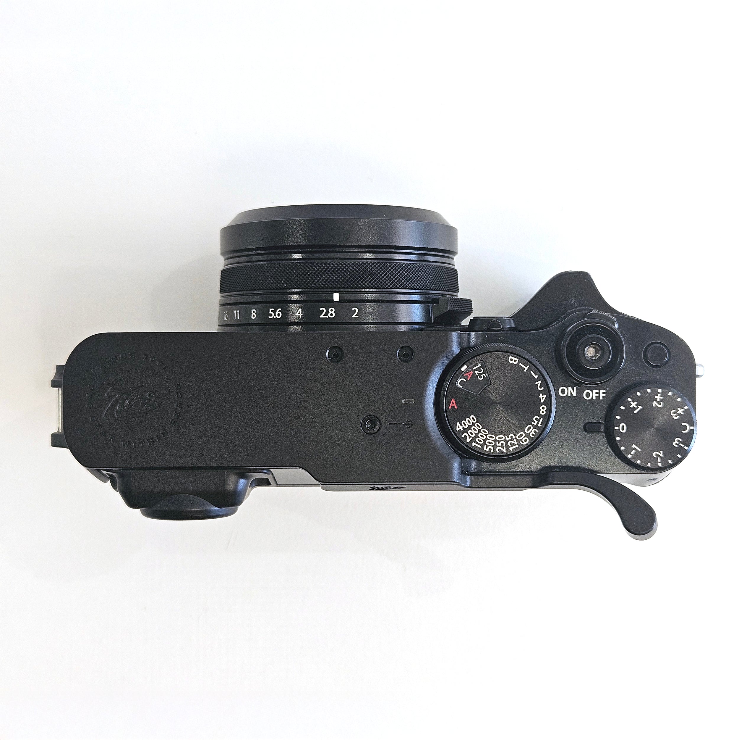 Rollei Hand- und Daumengriffe für Fujifilm X100VI und X100V Rollei Hand- und Daumengriffe für Fujifilm X100VI und X100V