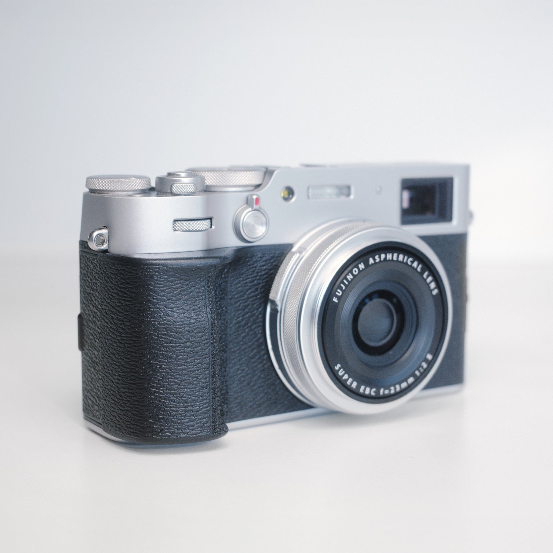 Fujifilm X100V/VI Ergonomic Grips That Look Factory · OpenGlass Studio