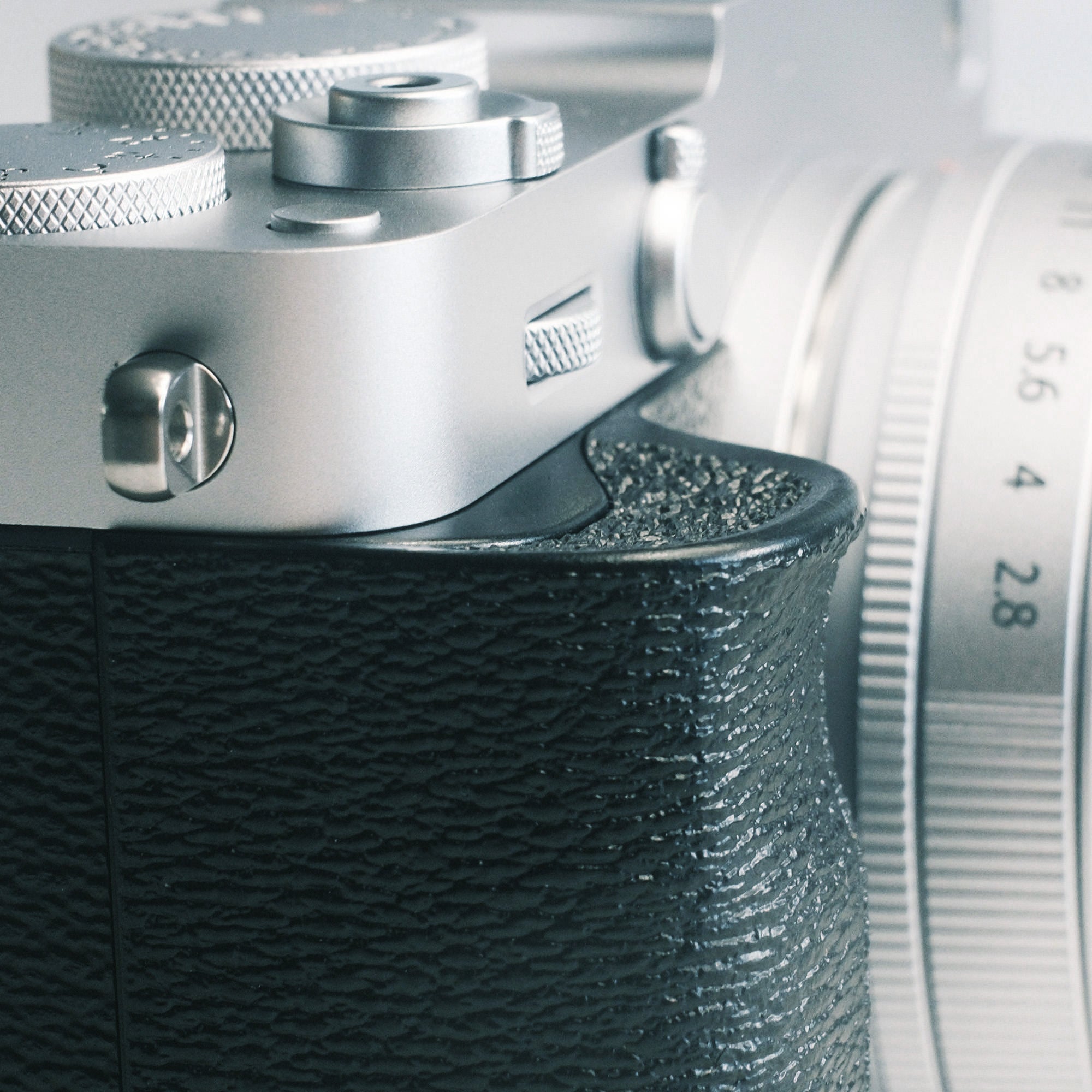 Fujifilm X-E5 Full Ergonomic Grip