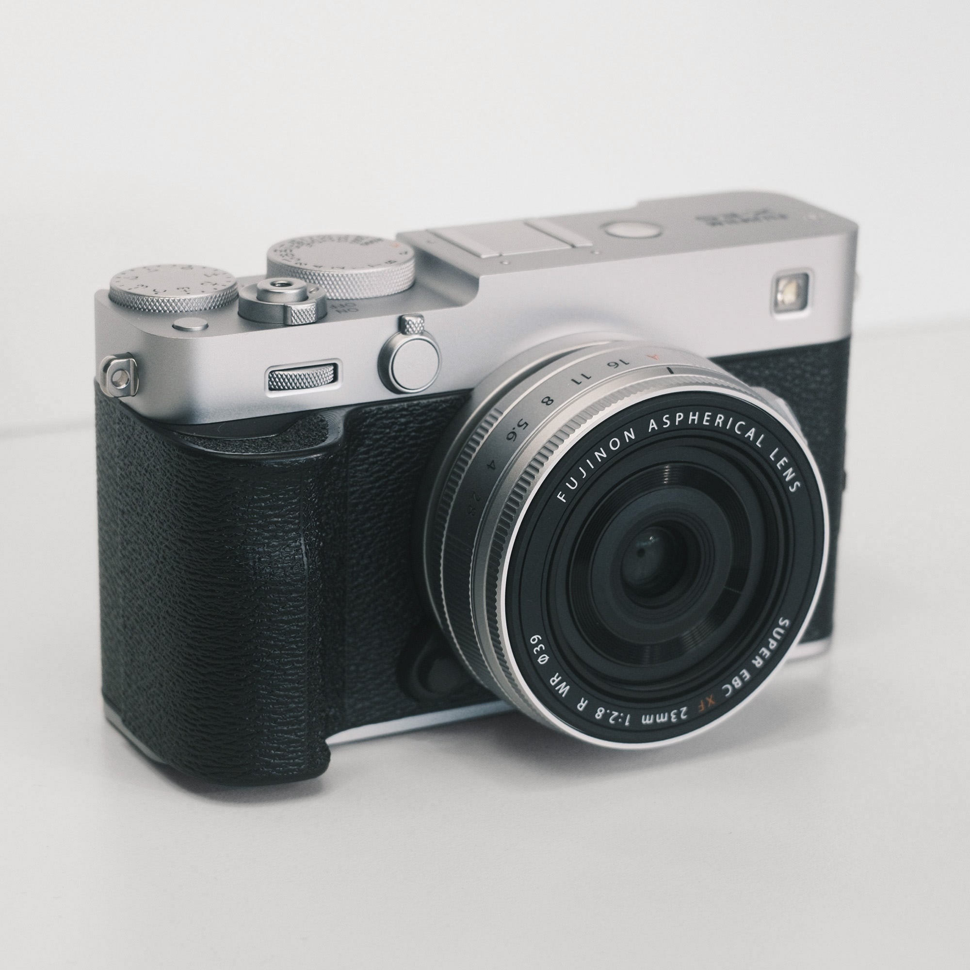 カメラ エルボーシックス Fujifilm X-E5 Full Ergonomic Grip · OpenGlass Studio
