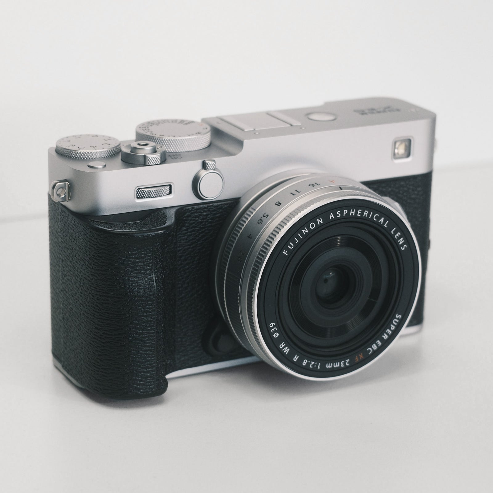 Fujifilm X-E5 Full Ergonomic Grip